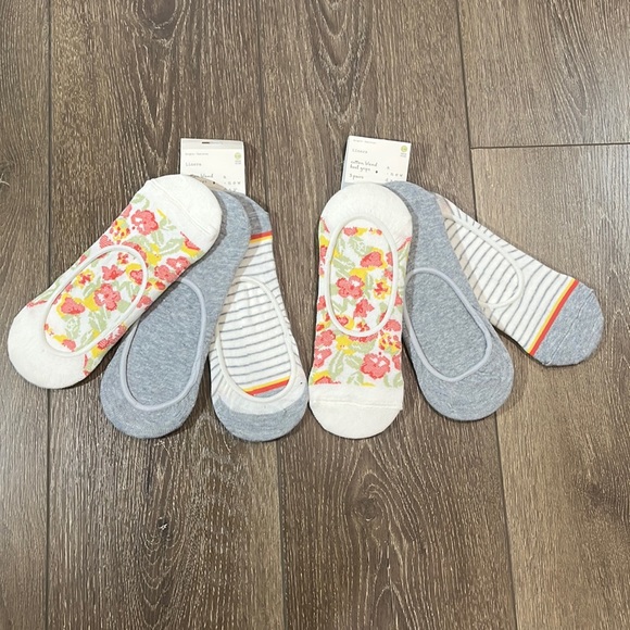 Women’s a new day liner socks with heel grips 6 pairs liner socks